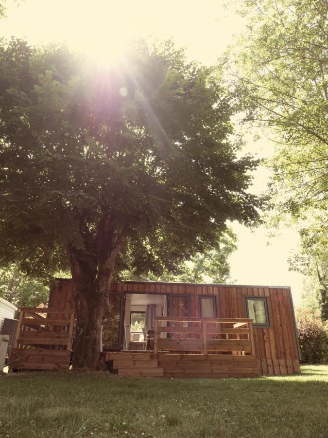 Camping Pays De Beille Les Cabannes  Bagian luar foto