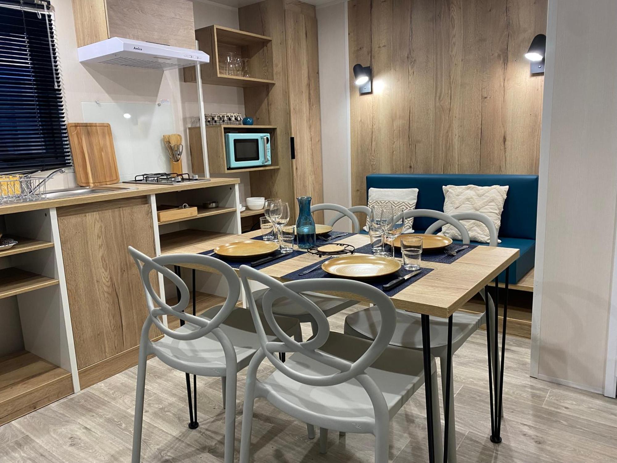 Camping Pays De Beille Les Cabannes  Bagian luar foto